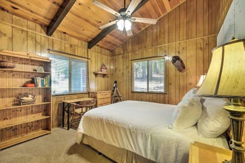 Quiet Arnold Cabin With Fire Pit - Dogs Welcome