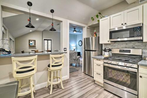 Cozy Cottage Easy Access To Redwoods Trails!