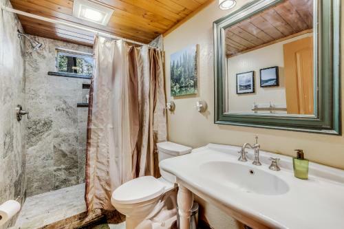 Blue Lake Springs Retreat