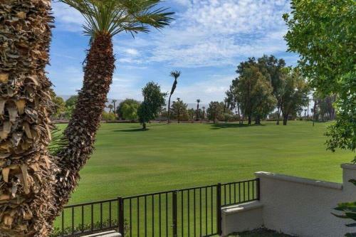 Retreat At Bermuda Dunes Cc
