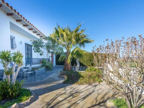 Holiday Home Erbanozi