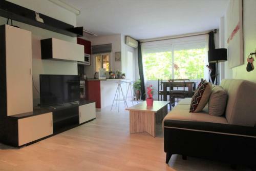 Apartamento A 5 Min Del Mar Caminando, Varias Piscinas, Wifi