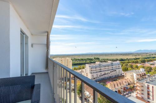 Apartamento Vista Al Mar, Wifi, Centro (kar15)