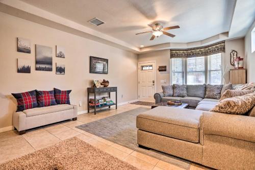 Inviting Cottage 5 Mi From Big Bear Lake!