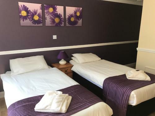 Hotel Halfway House Inn Country Lodge