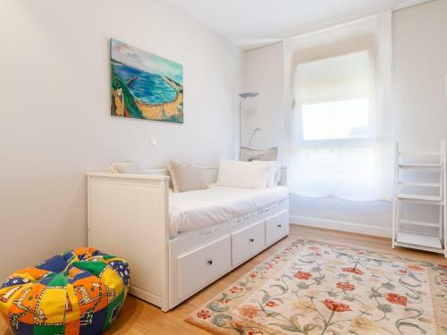 Apartamento A Estrenar Amplio Con Piscina Terraza Y Parking