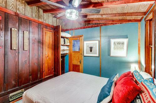 Hobbit House In Big Bear
