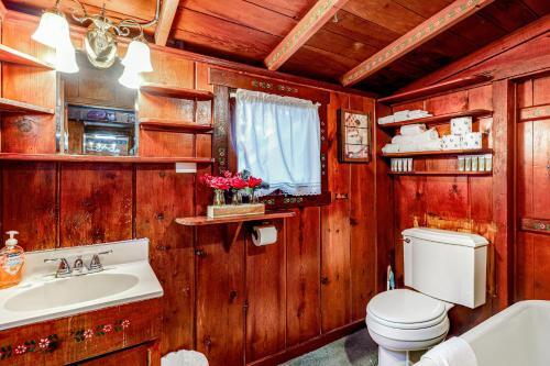 Hobbit House In Big Bear
