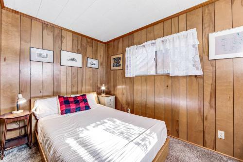 Sunset Chalet