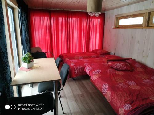 Parila Holiday House With Sauna