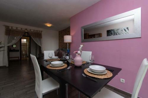 Apartamento Duplex In Las Vi�as