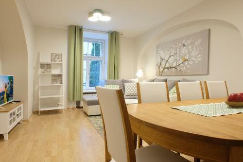 Apartment In Old Town Knight Street