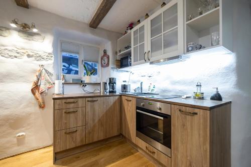 Like Home Apartments Salme 31
