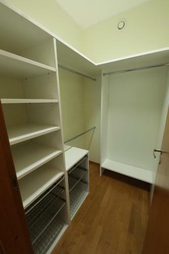 Airhome - Old Town View Apartment