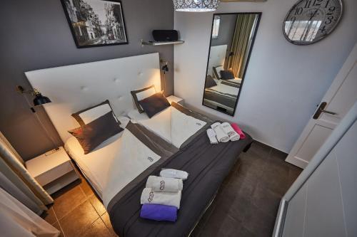 Stargate Apartment