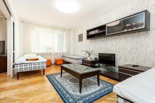 3 Room Central Apartment 90m2 Free Parking