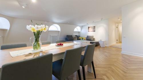 Great Apartament In A Heart Of Tallinn