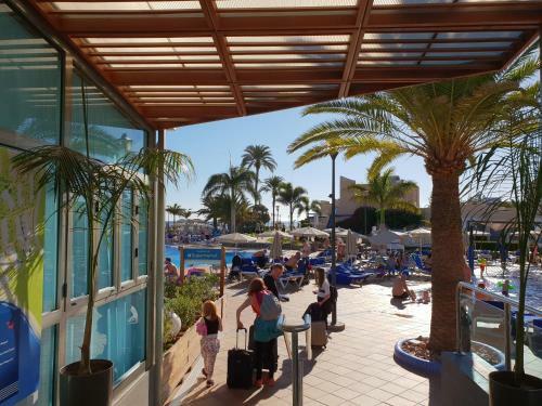Apartamentos Playa Feliz