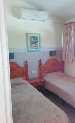 Bungalow Near Yumbo And The Beach