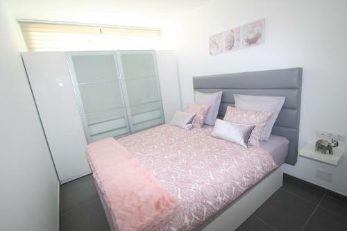 Fantastic Apartment With Sea Views