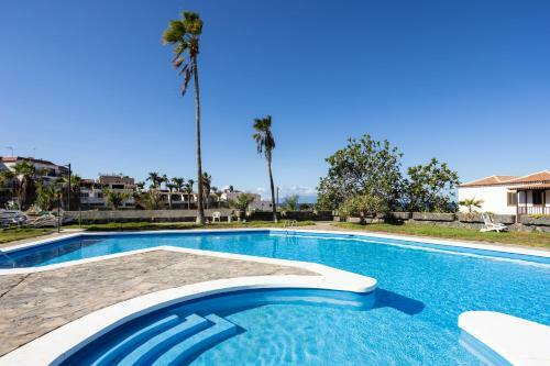 126 Gigantes Cliff Apartment By Sunkeyrents