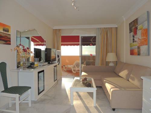 Apartamento Romantic Retreat With Marine View