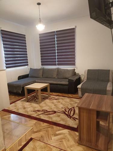 Pleasant And Sunny Apartment