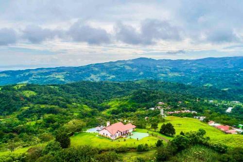 Dream Villa, Ocean View & Pool!