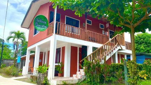 Hotel Cabinas Ensue�os