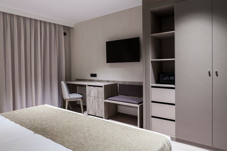 Hotel Bristol