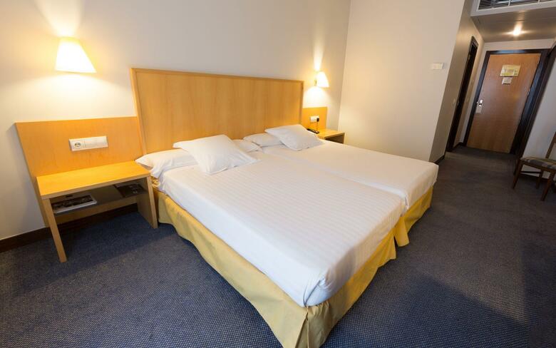Hotel Mercure Bilbao Jardines De Albia
