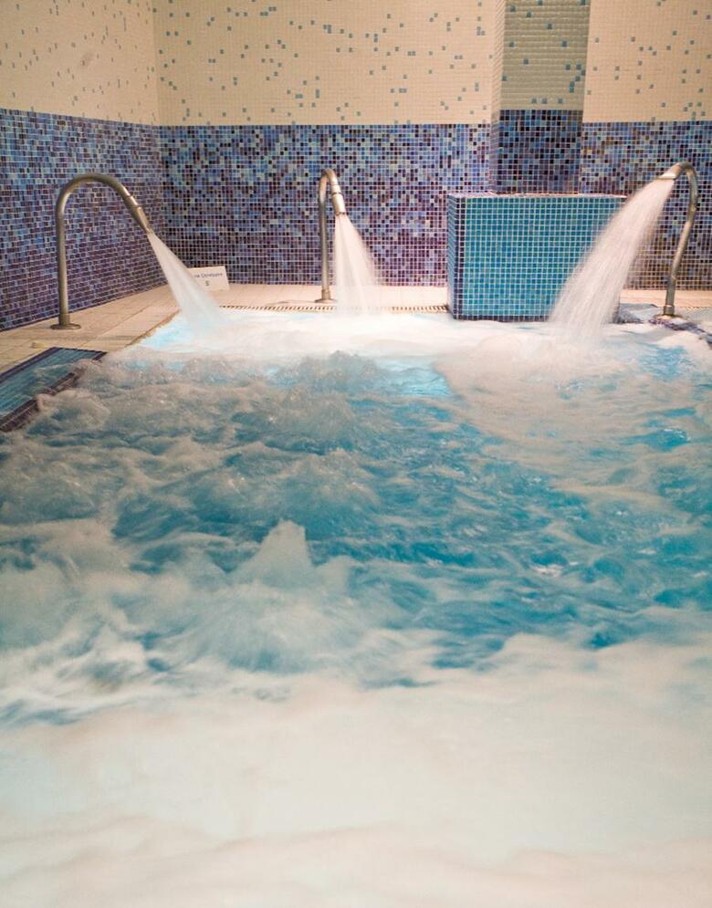 Hotel Mercure Bilbao Jardines De Albia