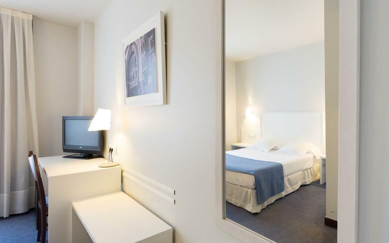 Hotel Mercure Bilbao Jardines De Albia