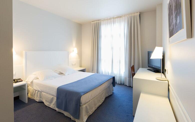 Hotel Mercure Bilbao Jardines De Albia