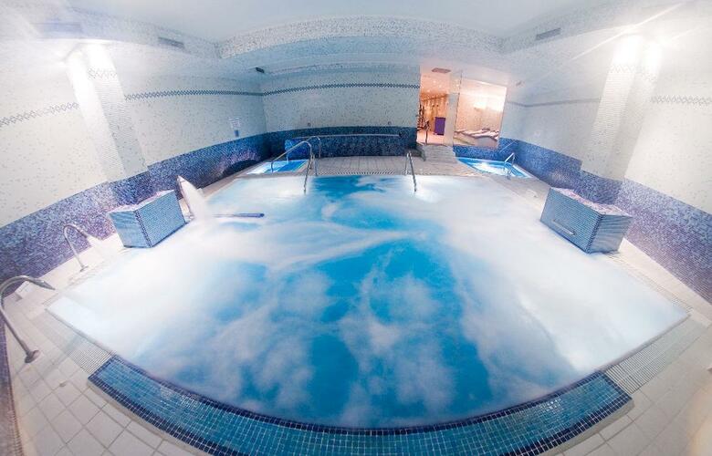 Hotel Mercure Bilbao Jardines De Albia