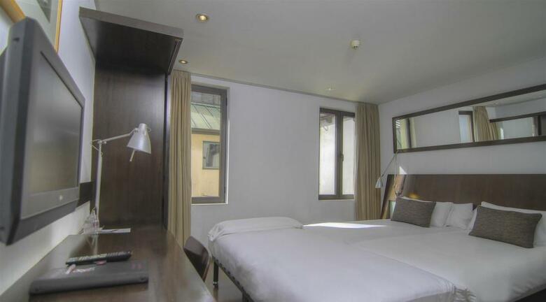 Hotel Petit Palace Arana Bilbao