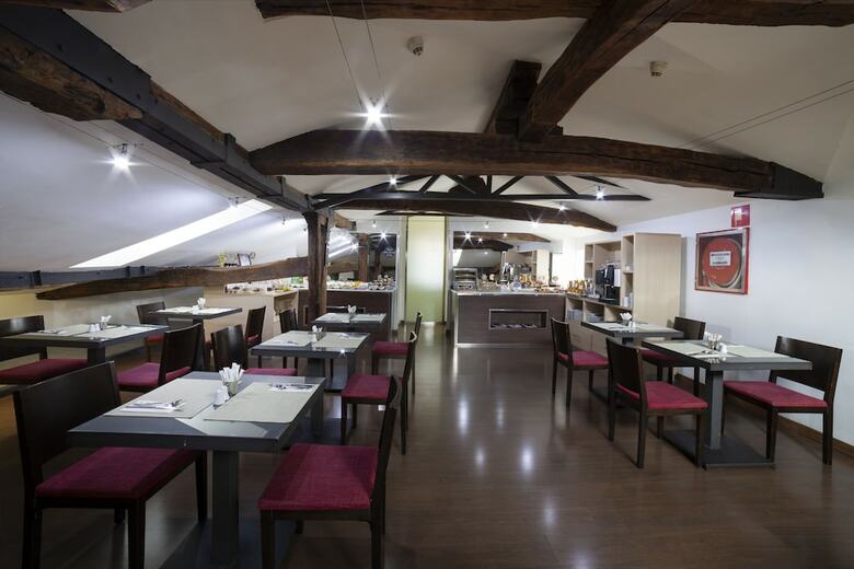 Hotel Petit Palace Arana Bilbao