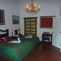 Hotel Museo Uxlabil Antigua
