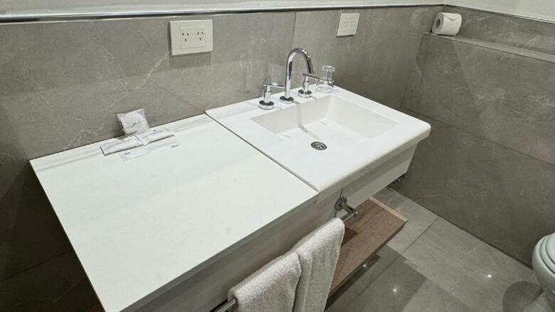 Gardi Hotel & Suites