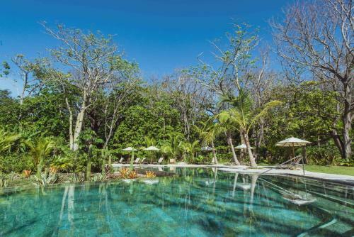 Luxury Beachfront Villa With Private Pool At Nantipa