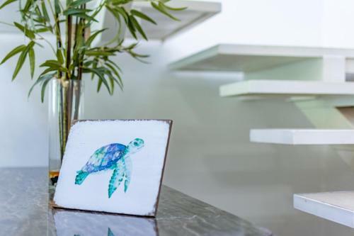 Brand-new 3-bedroom With Pool Near Beach
