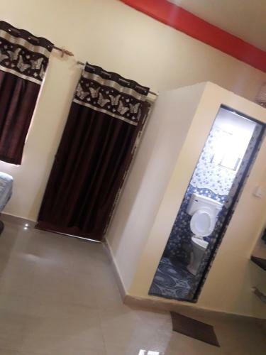 Naik Home Stay Aronda