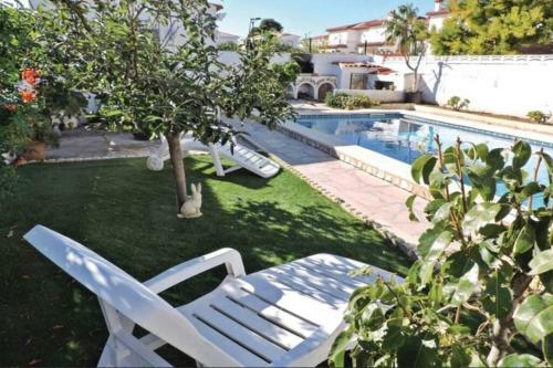 Preciosa Casa Con Piscina Al Lado de La Playa
