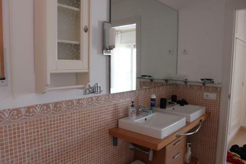 Chalet Peywand Con Piscina Comunitaria