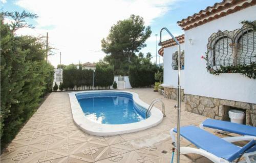 Amazing Home In Miami Platja With 2 Bedrooms