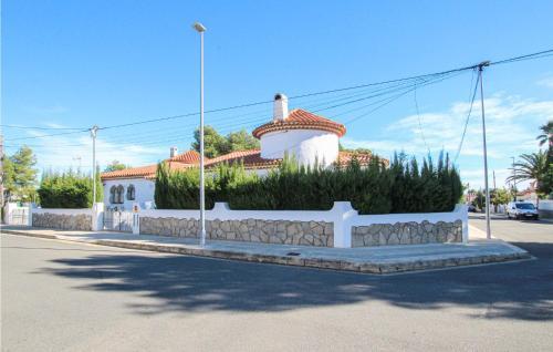 Amazing Home In Miami Platja With 2 Bedrooms