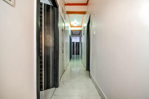 Hotel Vaccinated Staff - Oyo 14993 Rp Palace