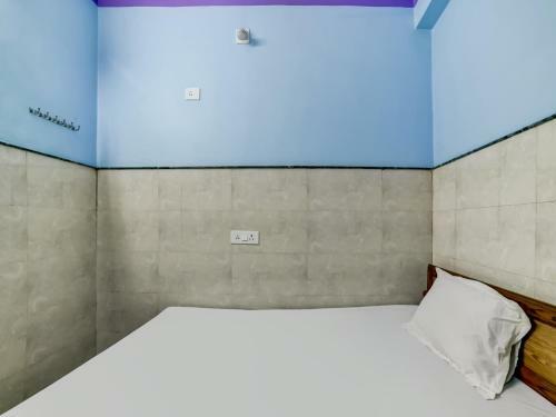 Spot On 82187 Hotel Hindustan