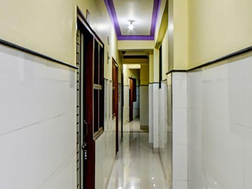 Spot On 82187 Hotel Hindustan