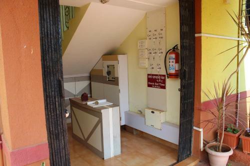 Hotel Raviraj Residency